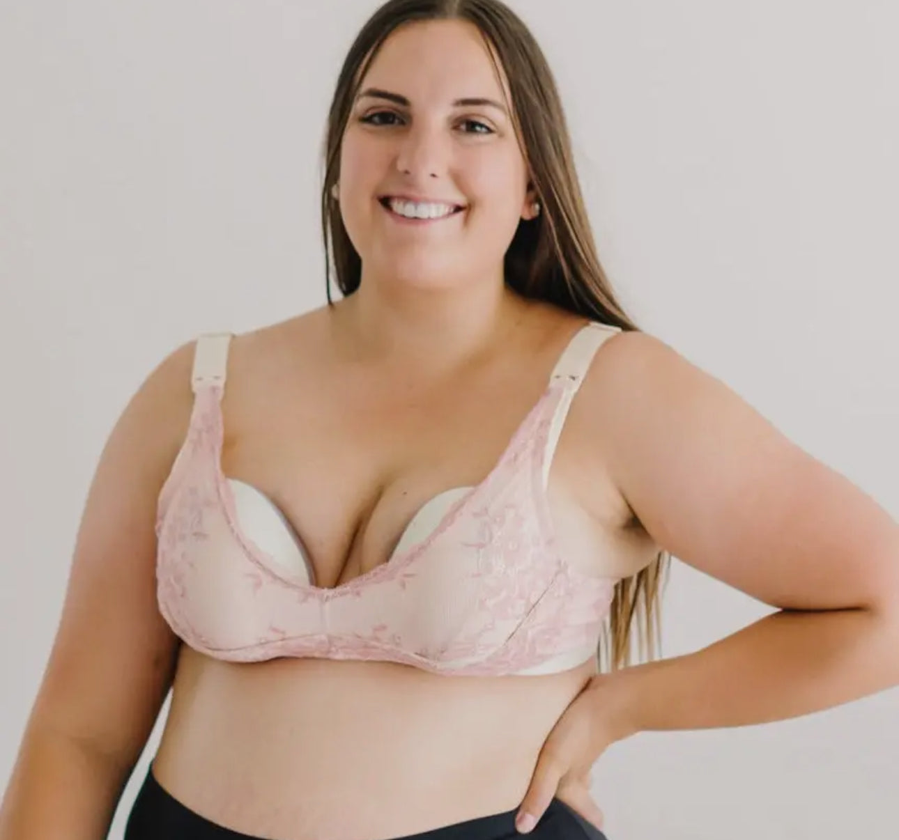 Ruby Hands-Free Pumping & Nursing Bra