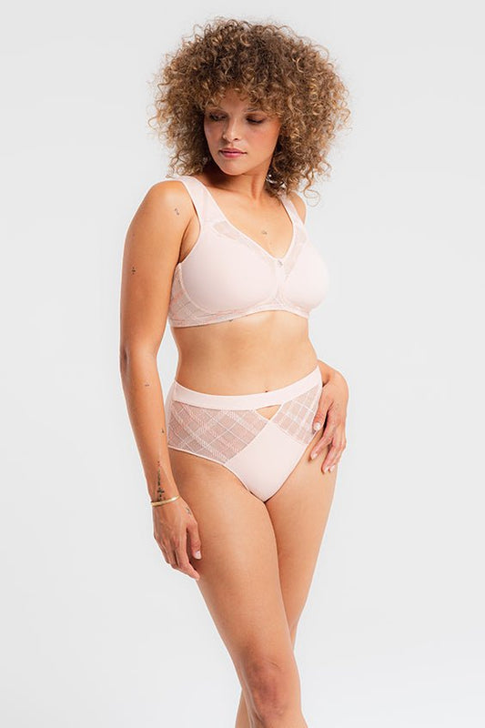 Louisa Bracq - Albanach Wireless Spacer Bra - Bambolina’s Boutique